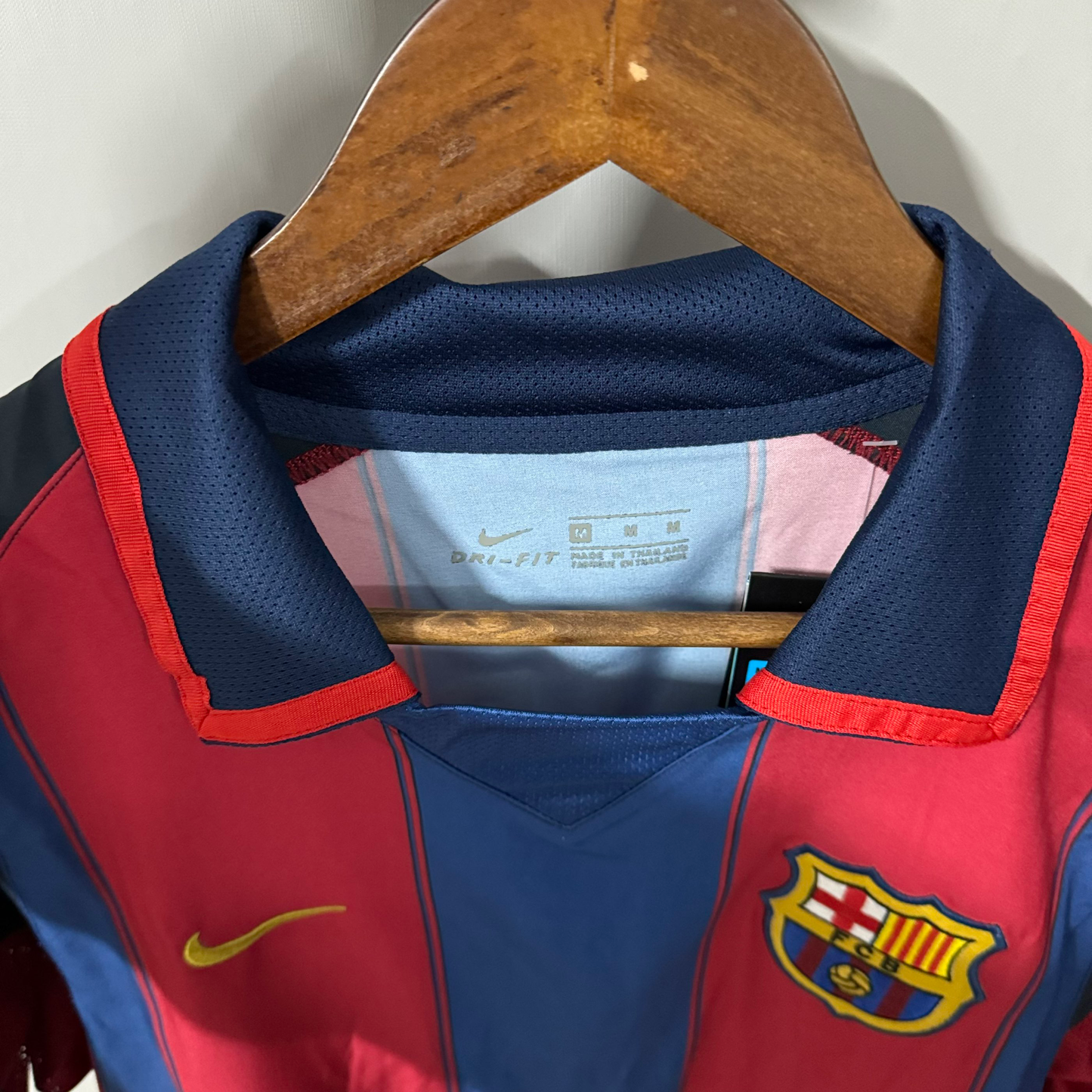 Barcelona 2003/4 Home Retro Jersey