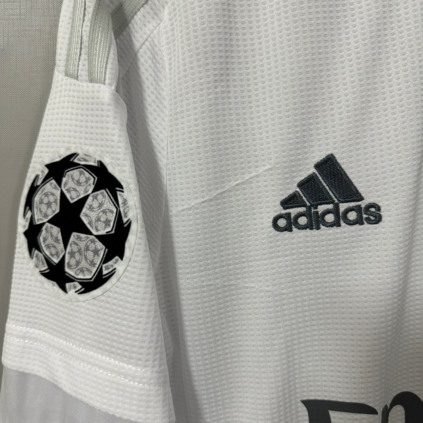 Real Madrid 2015/16 Home (UCL Final) Long-Sleeve Retro Jersey