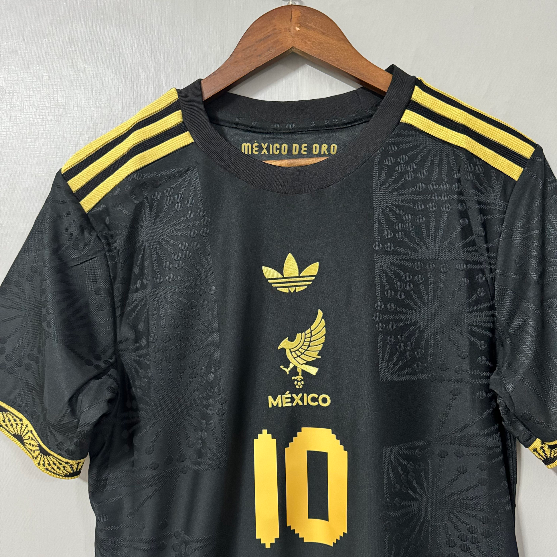 Mexico 2025 Gold Jersey – Player Edition