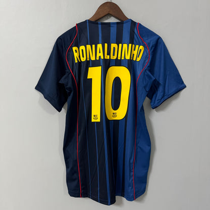 Barcelona 2004/05 Away Retro Jersey