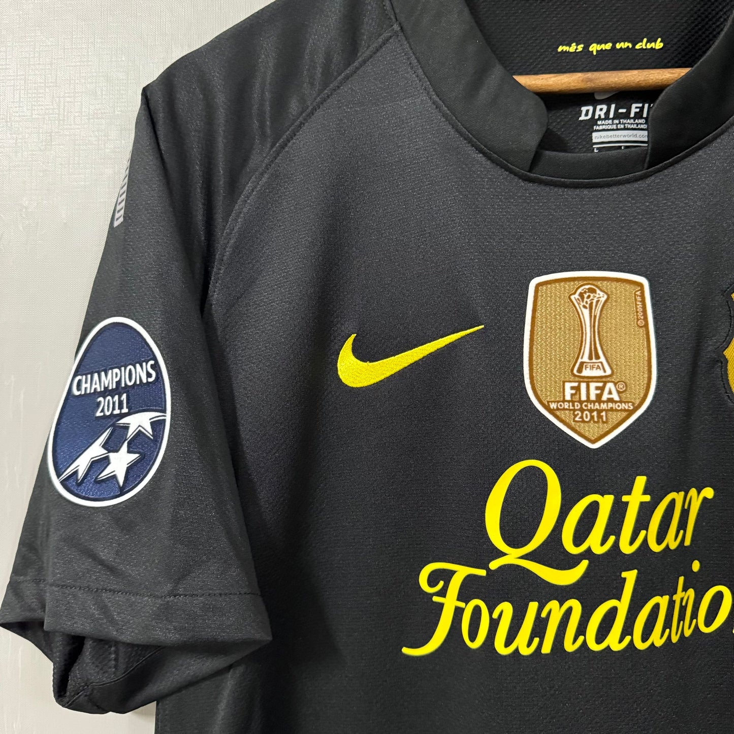Barcelona 2011/12 Away Retro Jersey