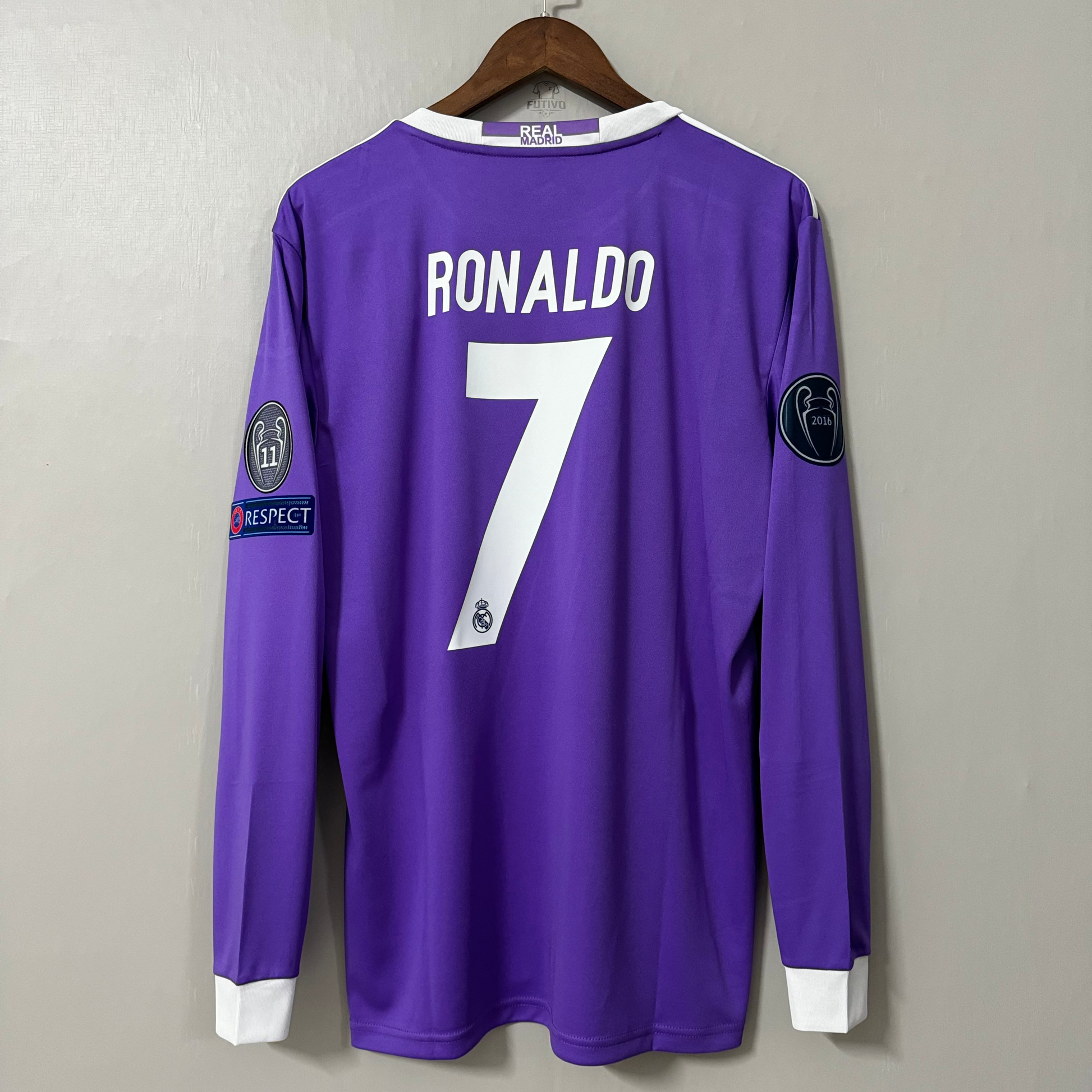 Real Madrid 2016/17 Away (UCL Final) Long-Sleeve Retro Jersey