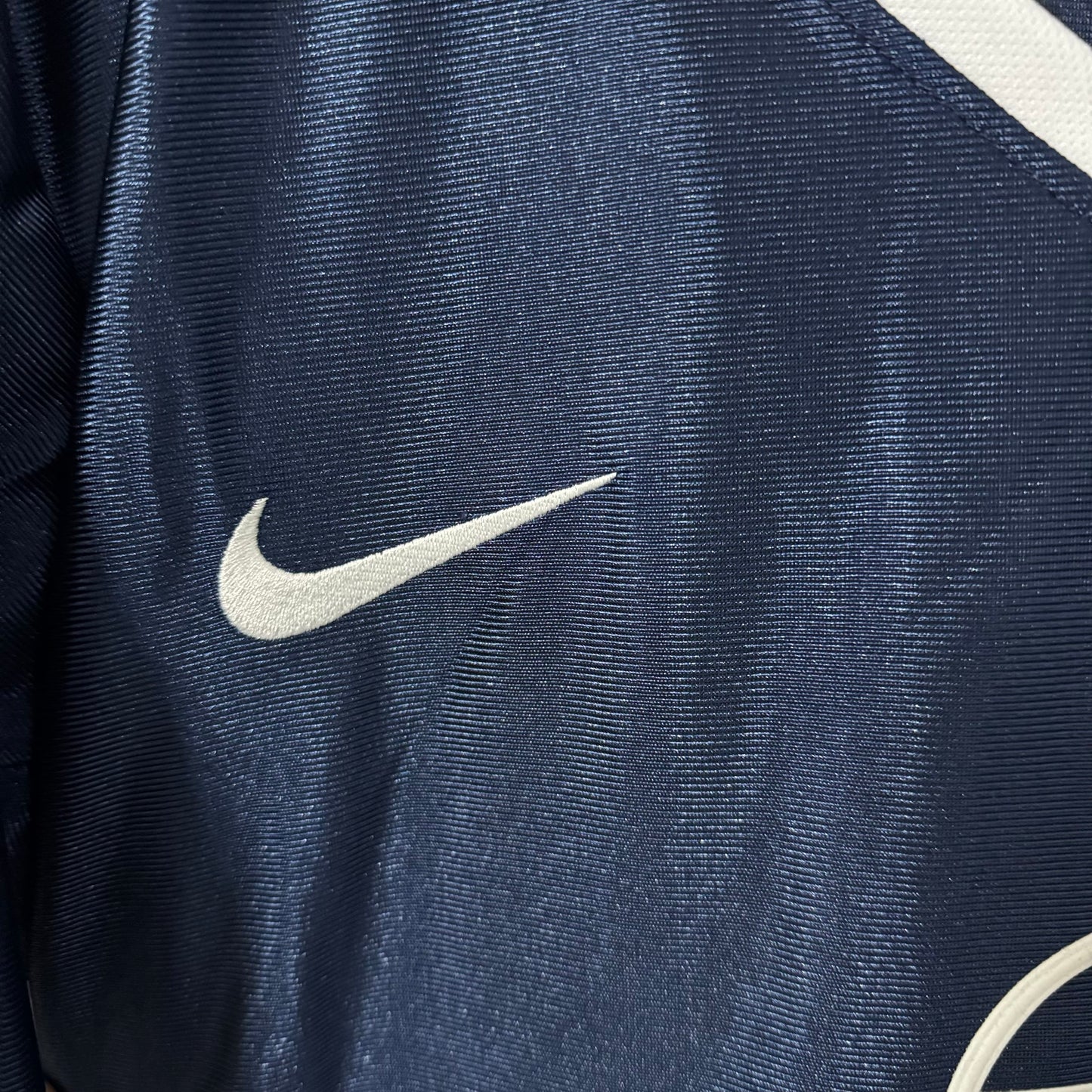 Paris Saint-Germain 2001/02 Home Retro Jersey