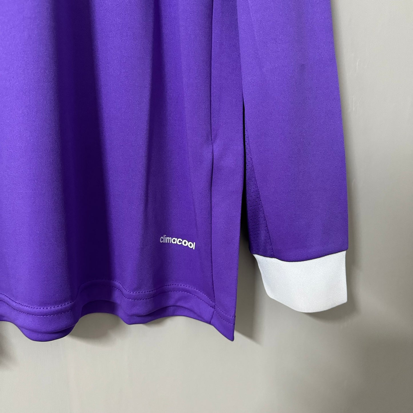 Real Madrid 2016/17 Away (UCL Final) Long-Sleeve Retro Jersey