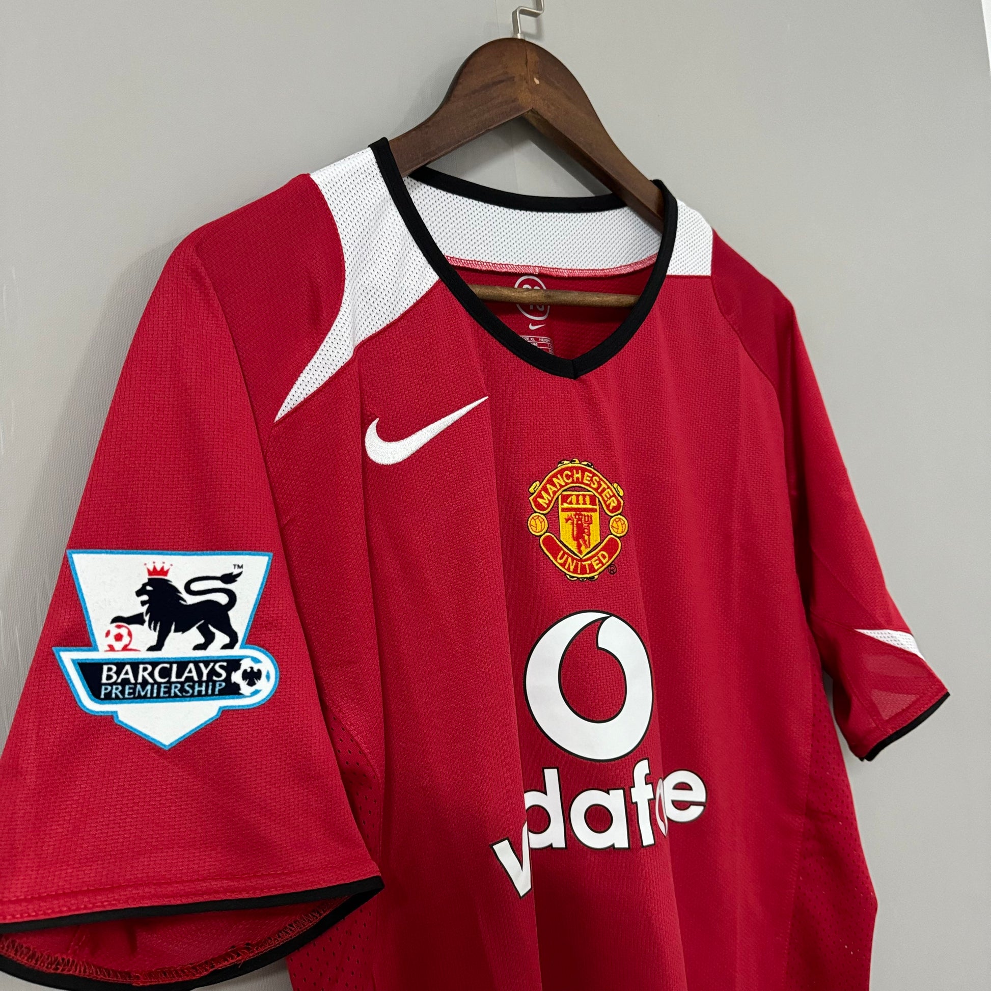 Manchester United 2004/06 Home Retro Jersey