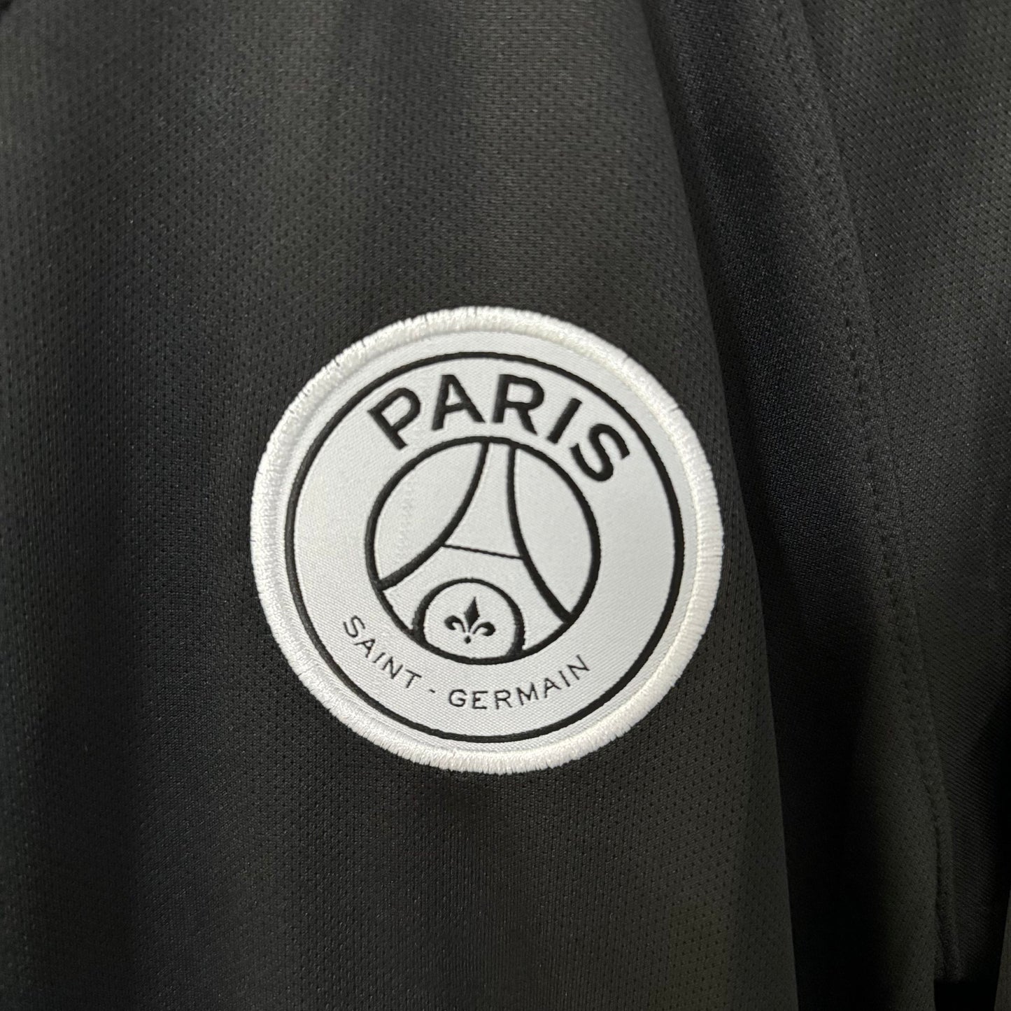 Paris Saint-Germain 2018/19 Away Long-Sleeve Jersey