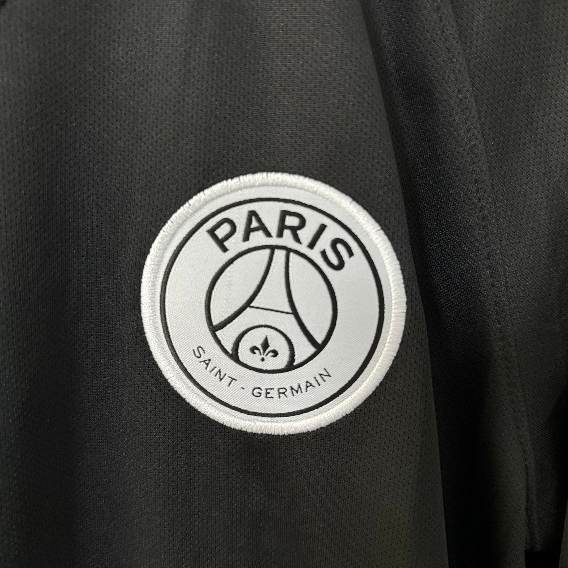 Paris Saint-Germain 2018/19 Away Long-Sleeve Jersey