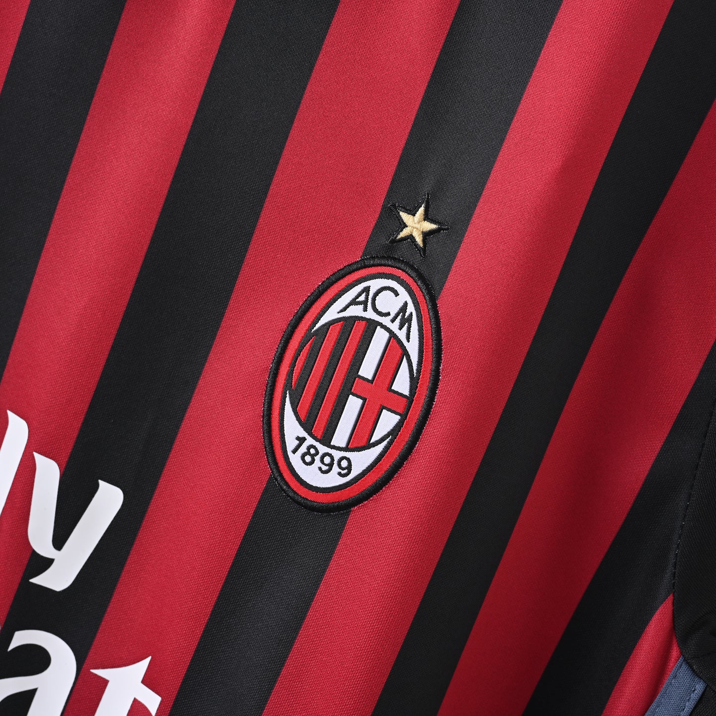 AC Milan 2016/17 Home Retro Jersey