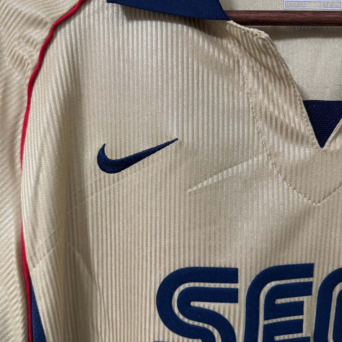 Arsenal 2001/02 Away Long-Sleeve Retro Jersey
