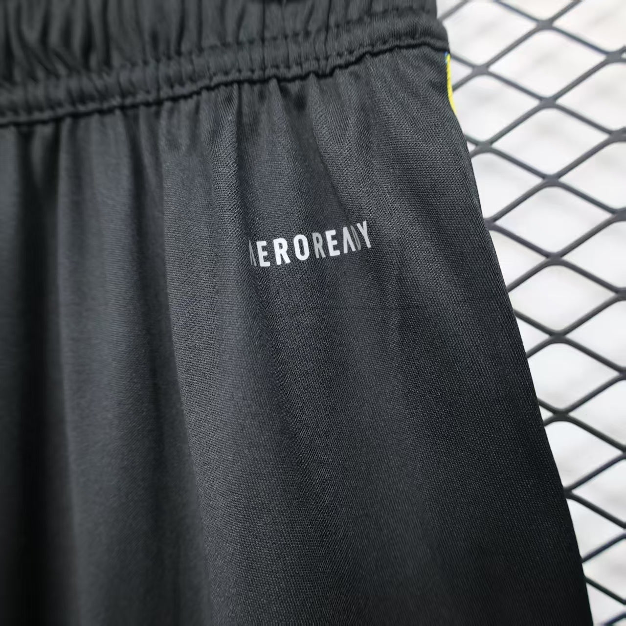 Manchester United 2025/26 Away Black Shorts – Player Edition