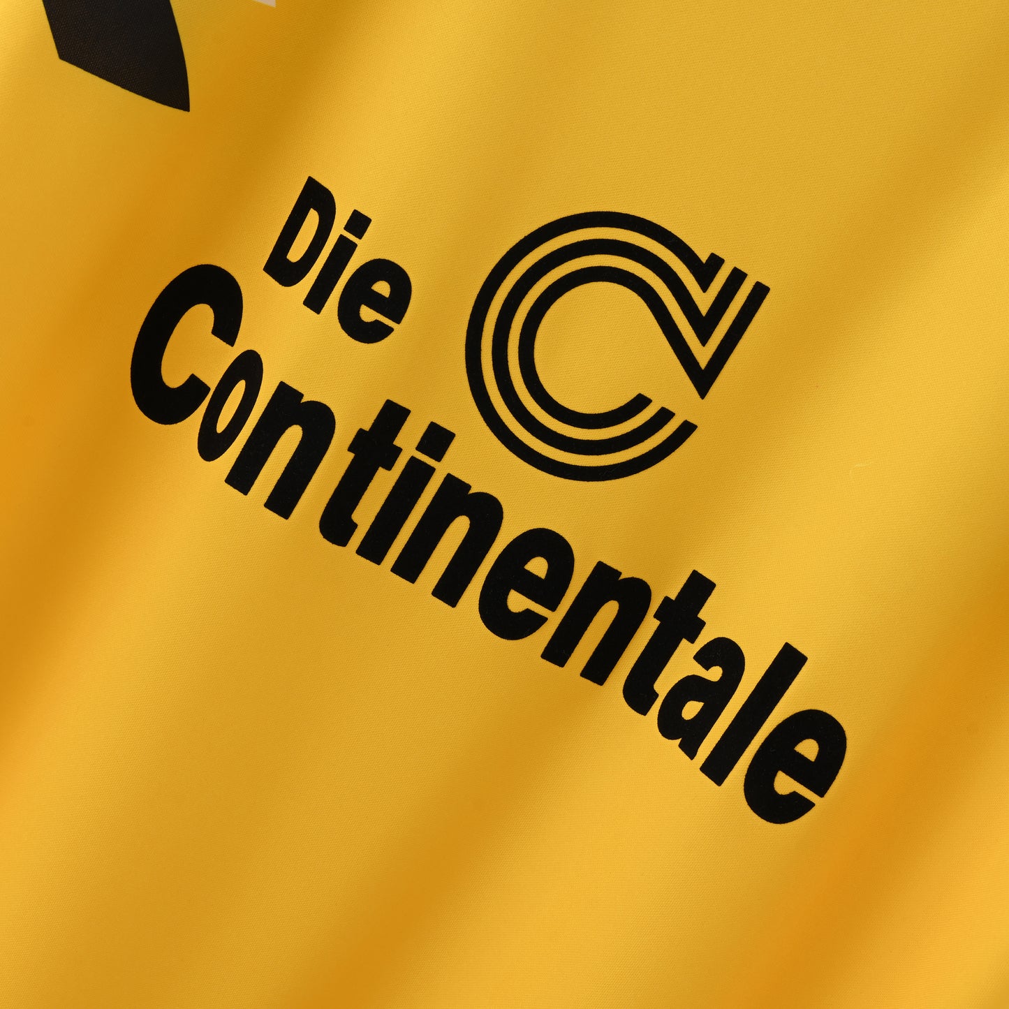 Borussia Dortmund 1996/97 Home Retro Jersey