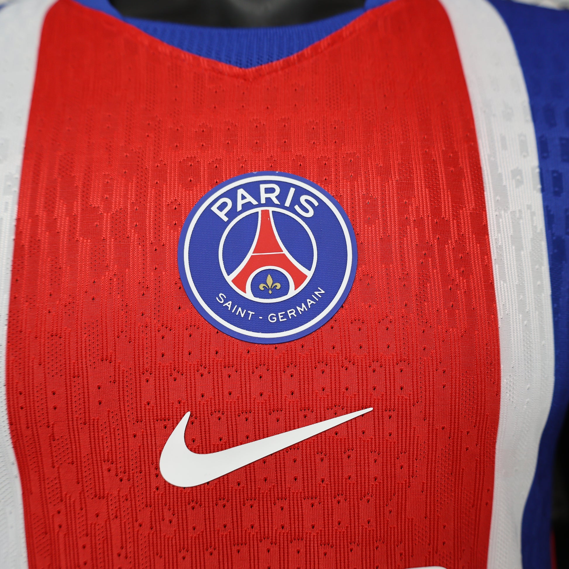 Paris Saint-Germain 2026/27 Home Jersey – Player Edition