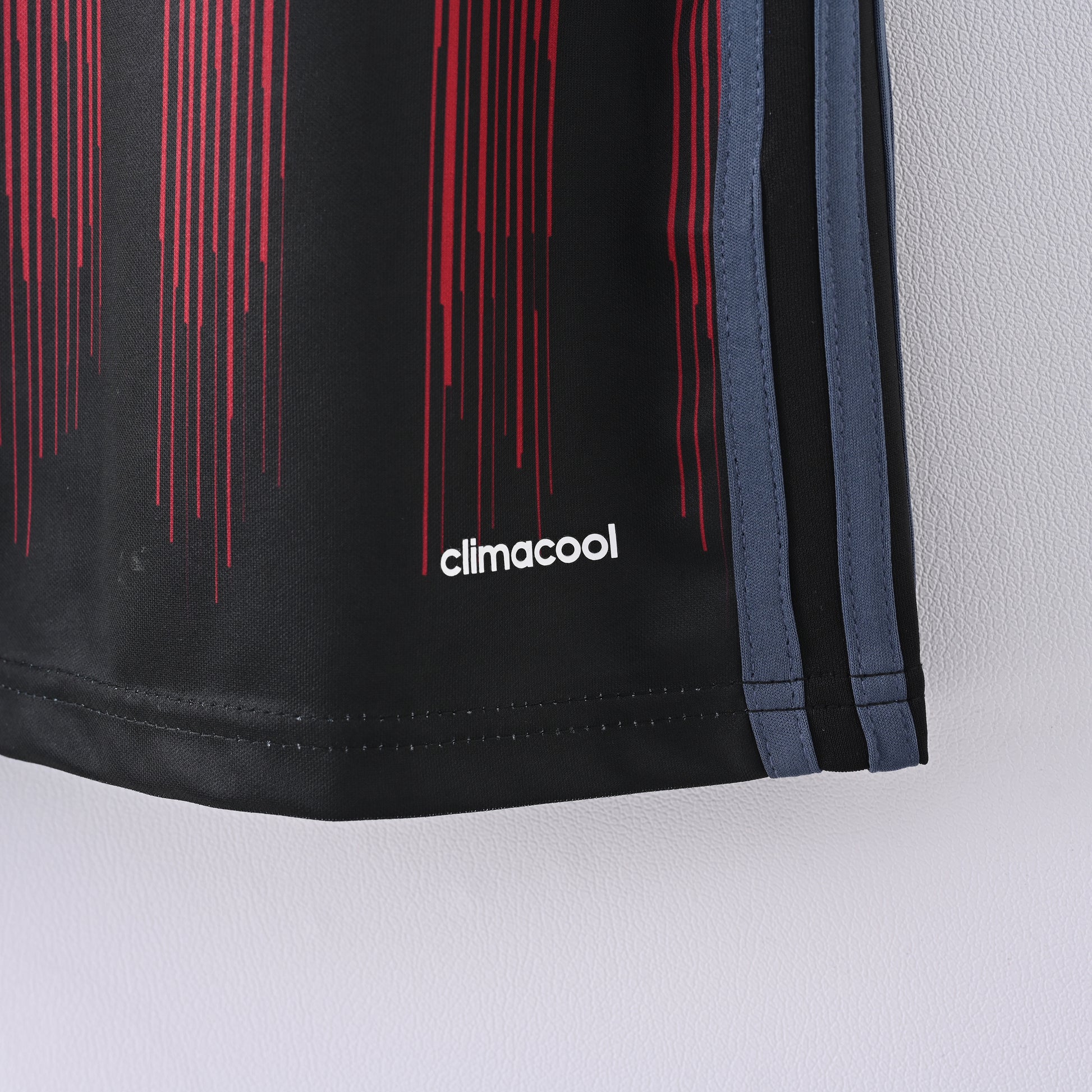 AC Milan 2016/17 Home Retro Jersey