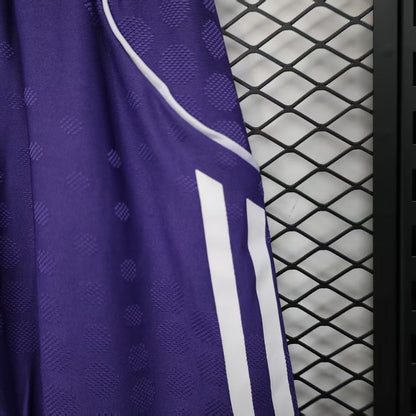 Manchester United 2025/26 Away Shorts – Player Edition