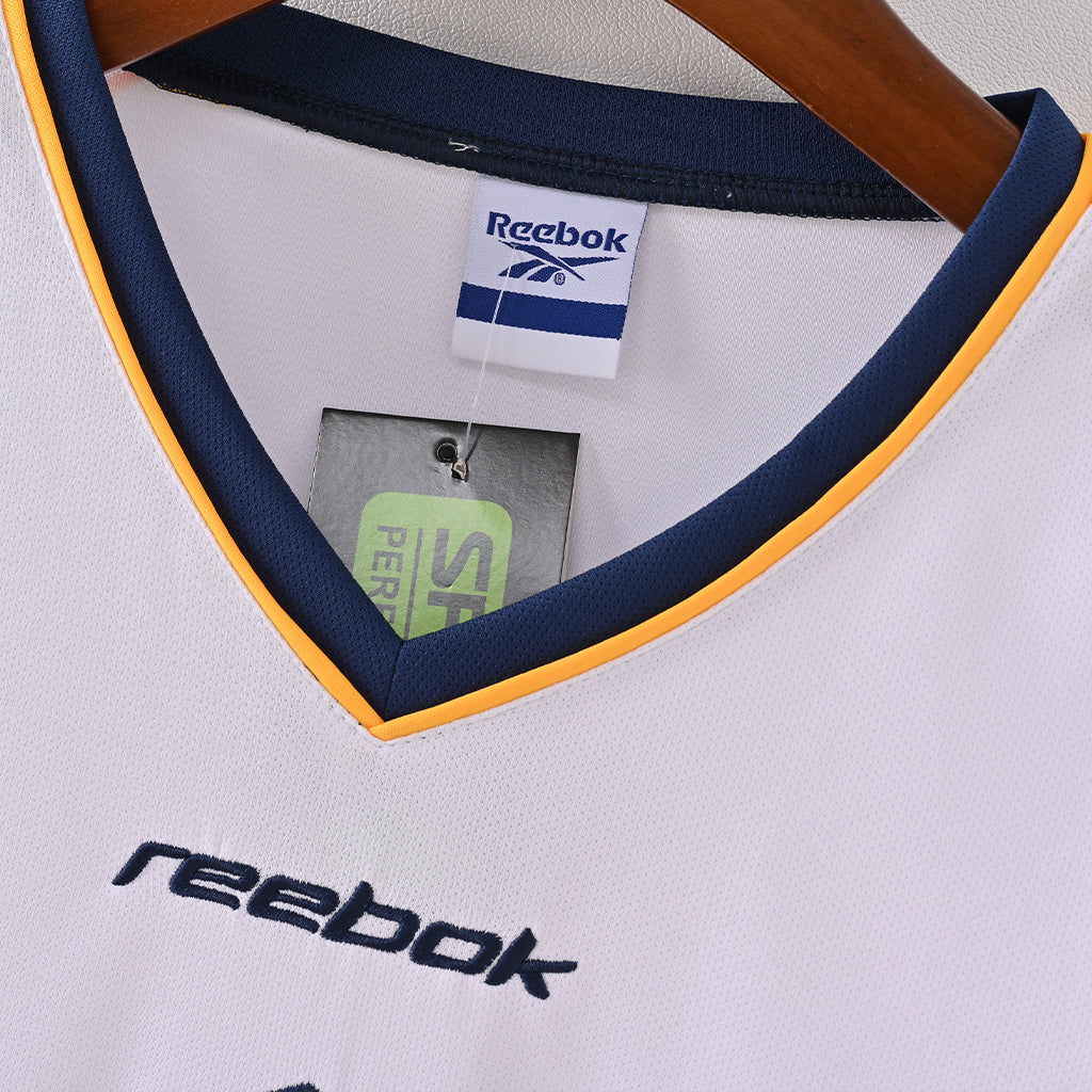 Liverpool 2001/02 Away Retro Jersey