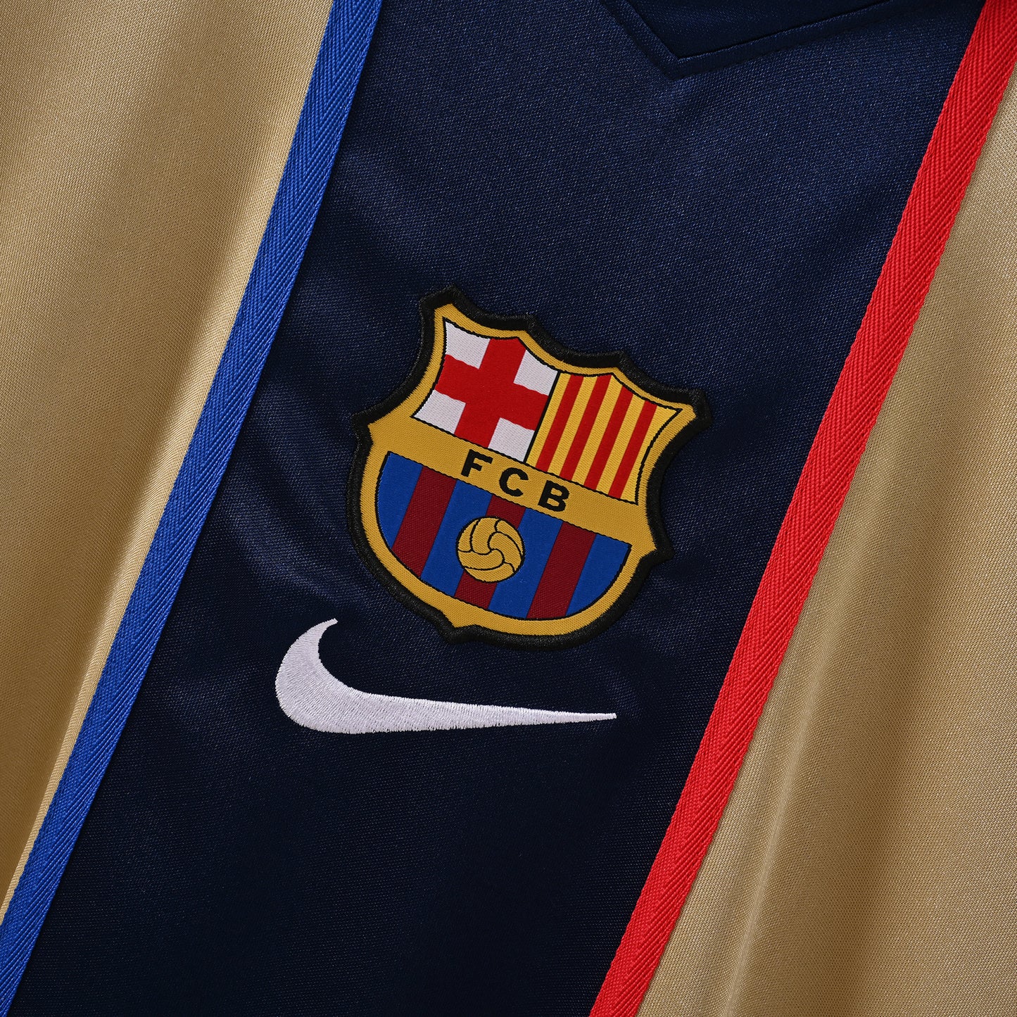 Barcelona 2001/02 Away Retro Jersey