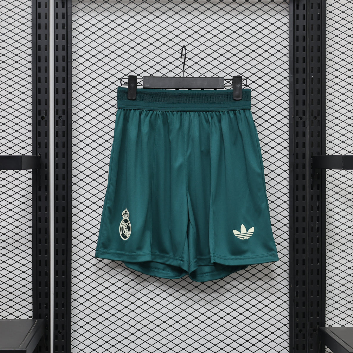 Real Madrid 2026/27 Away Shorts – Player Edition