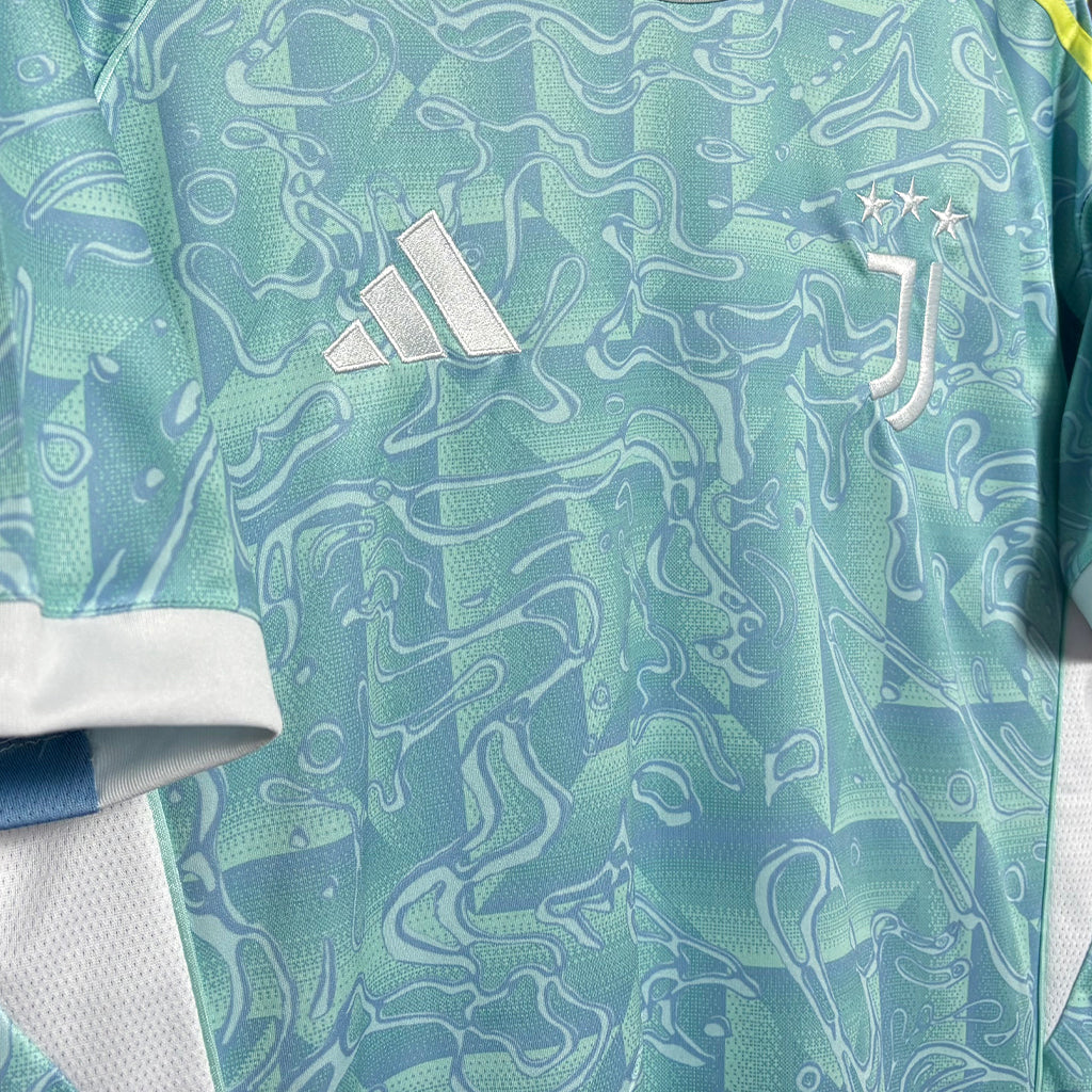 Juventus 2025/26 Away Jersey