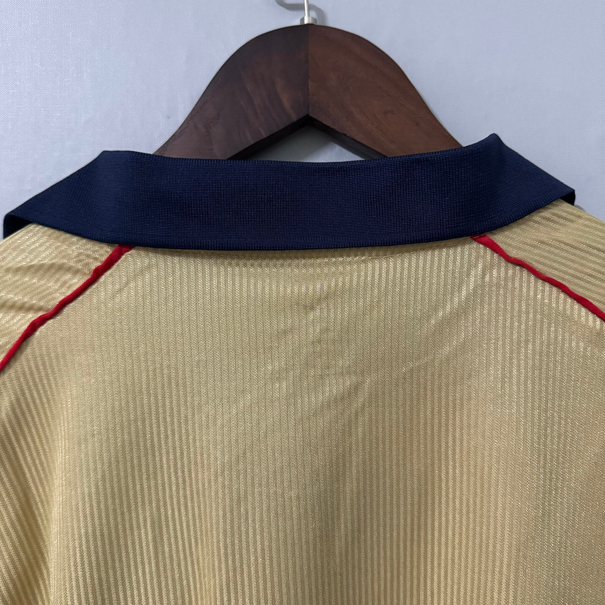 Arsenal 2001/02 Away Long-Sleeve Retro Jersey