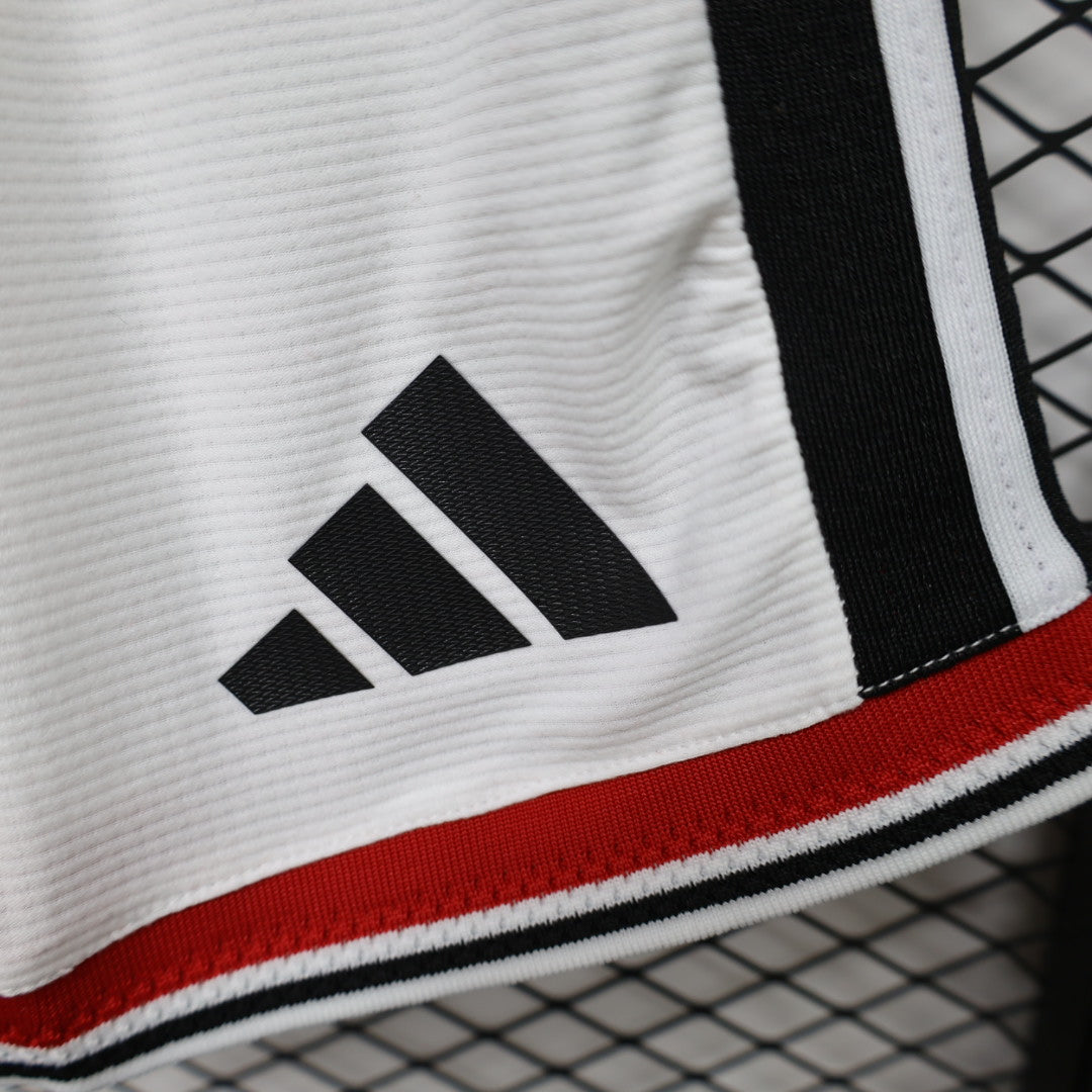 Manchester United 2026/27 Home Shorts – Player Edition