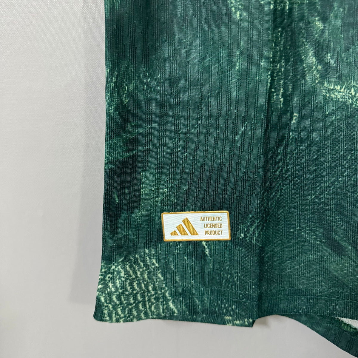 Real Madrid 2026/27 Pre-Match Training Jersey – Player Edition