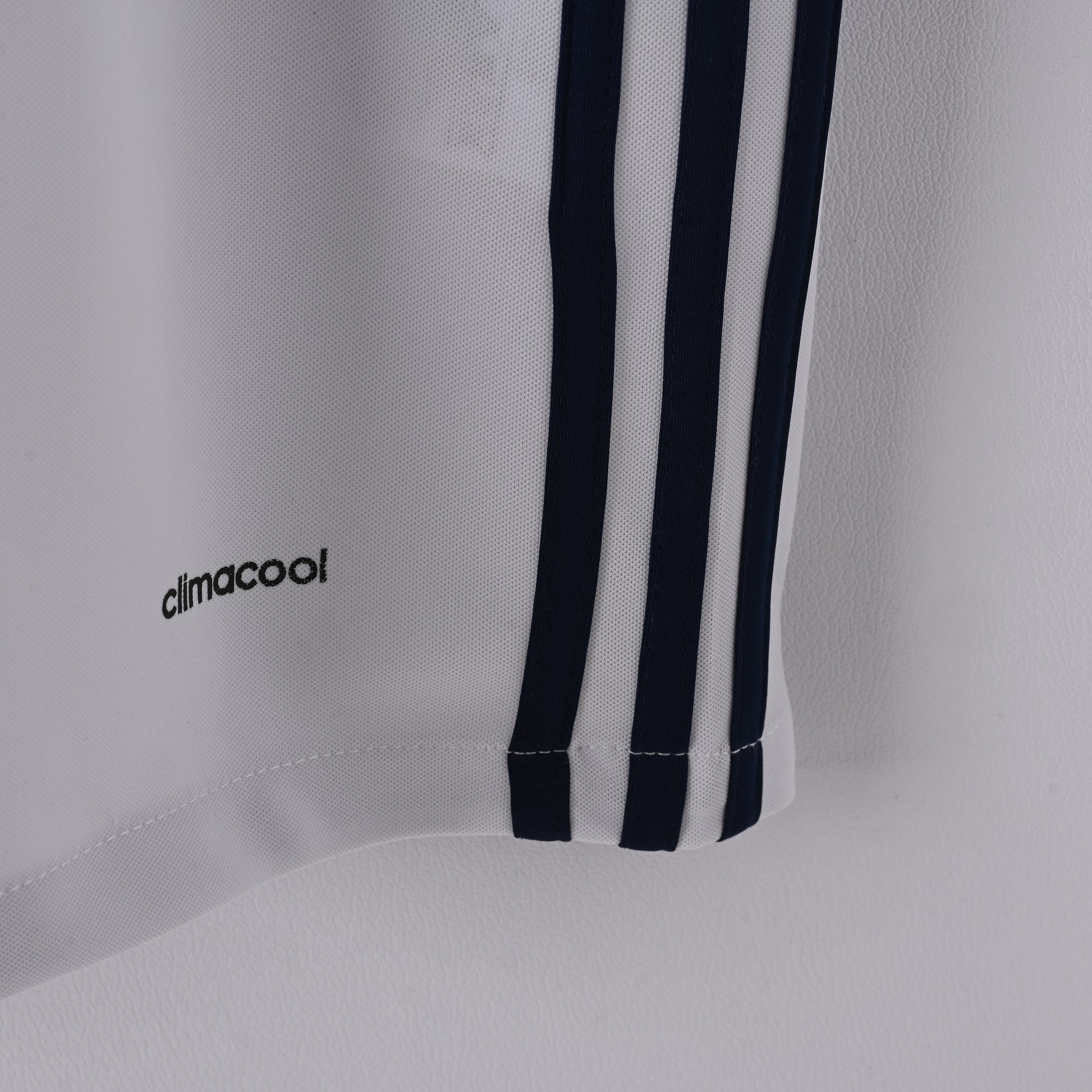 Real Madrid 2016/17 Home Retro Jersey