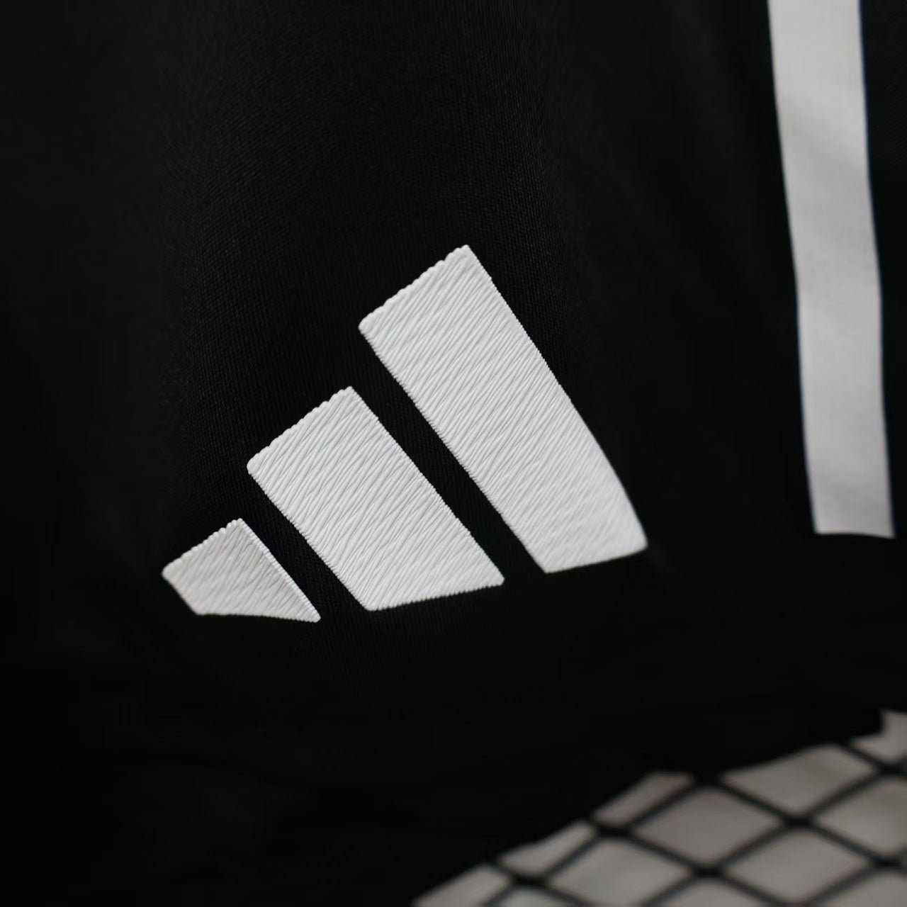 Manchester United 2025/26 Home Shorts – Player Edition