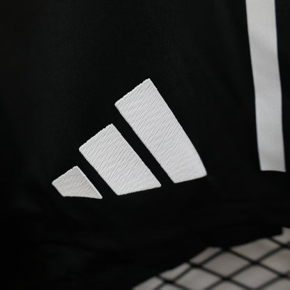 Manchester United 2025/26 Home Shorts – Player Edition