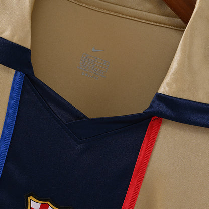 Barcelona 2001/02 Away Retro Jersey
