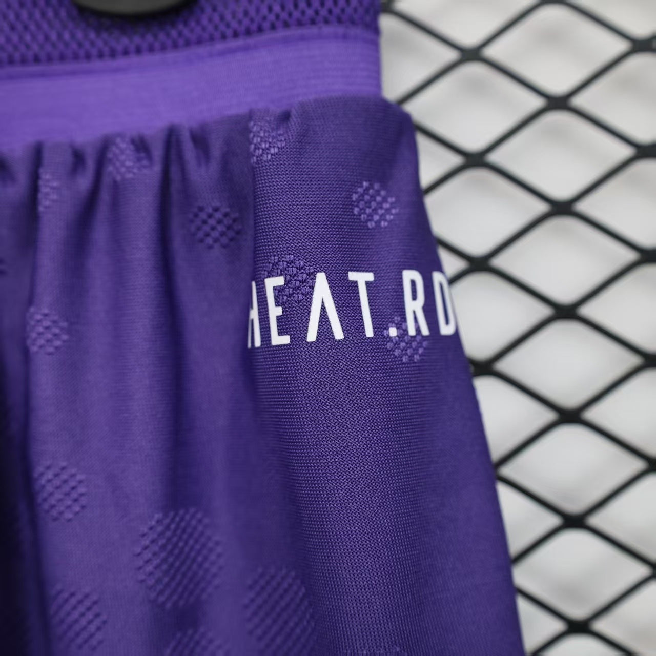 Manchester United 2025/26 Away Shorts – Player Edition