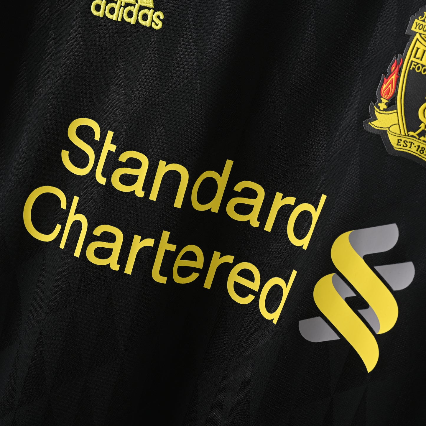 Liverpool 2010/11 Away Retro Jersey