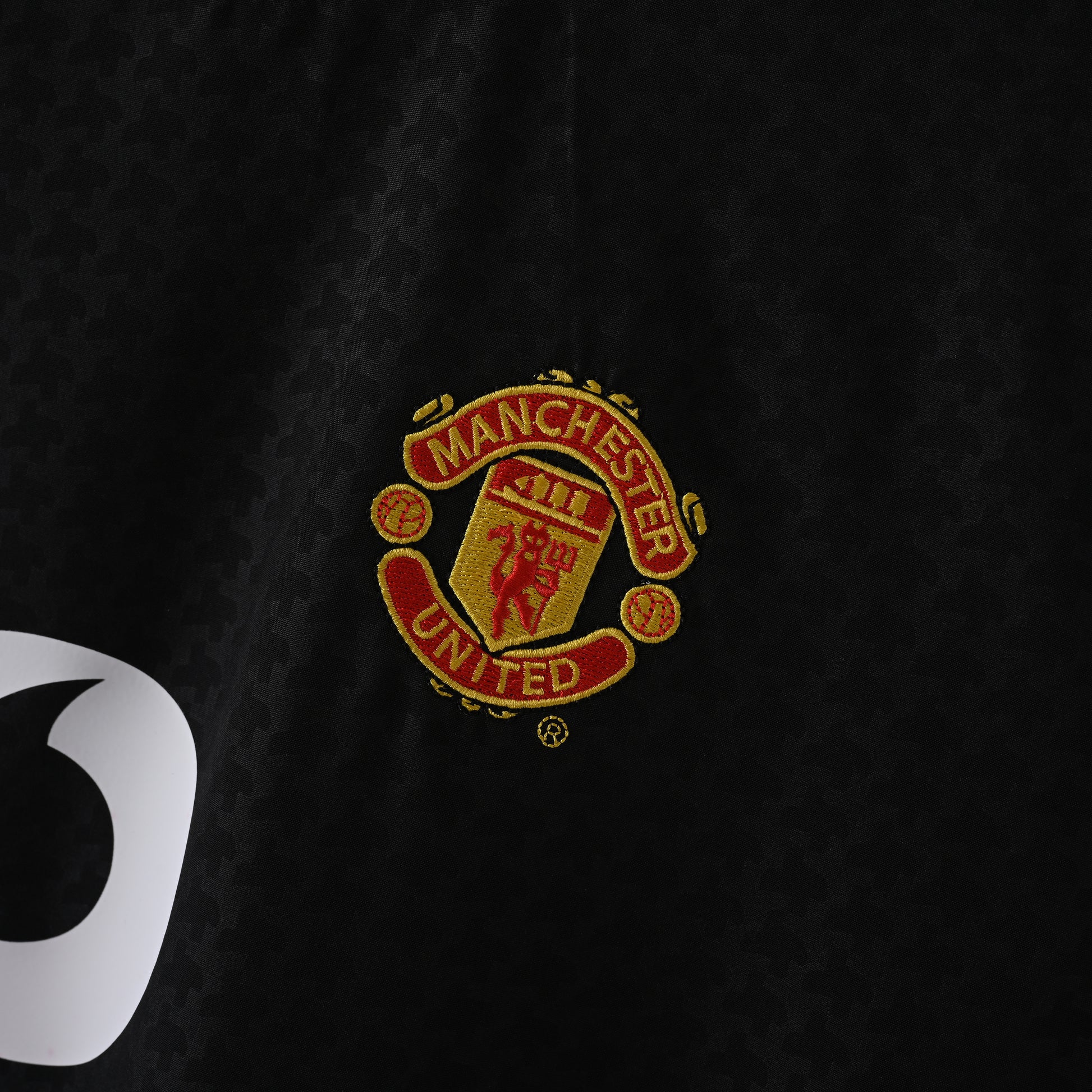 Manchester United 2003/04 Away Retro Jersey