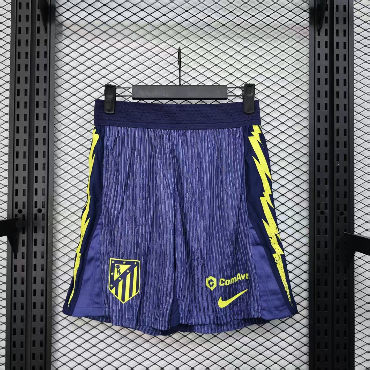 Atletico Madrid 2025/26 Away Shorts – Player Edition