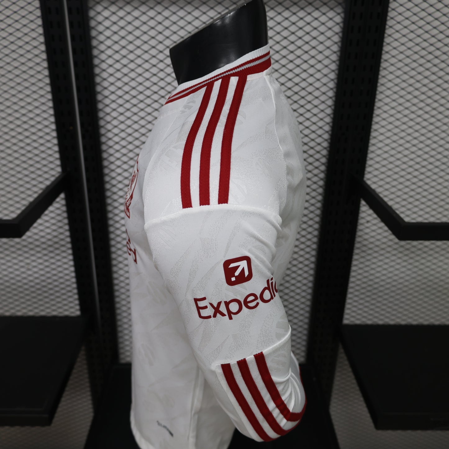 Liverpool 2026/27 Away Long-Sleeve Jersey – Player Edition