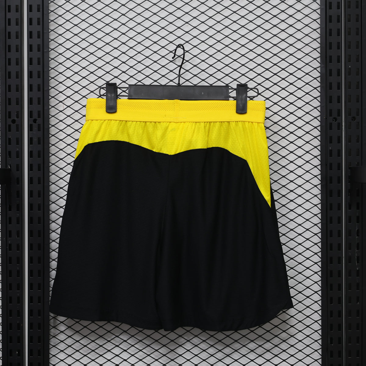 Borussia Dortmund 2026/27 Home Shorts – Player Edition