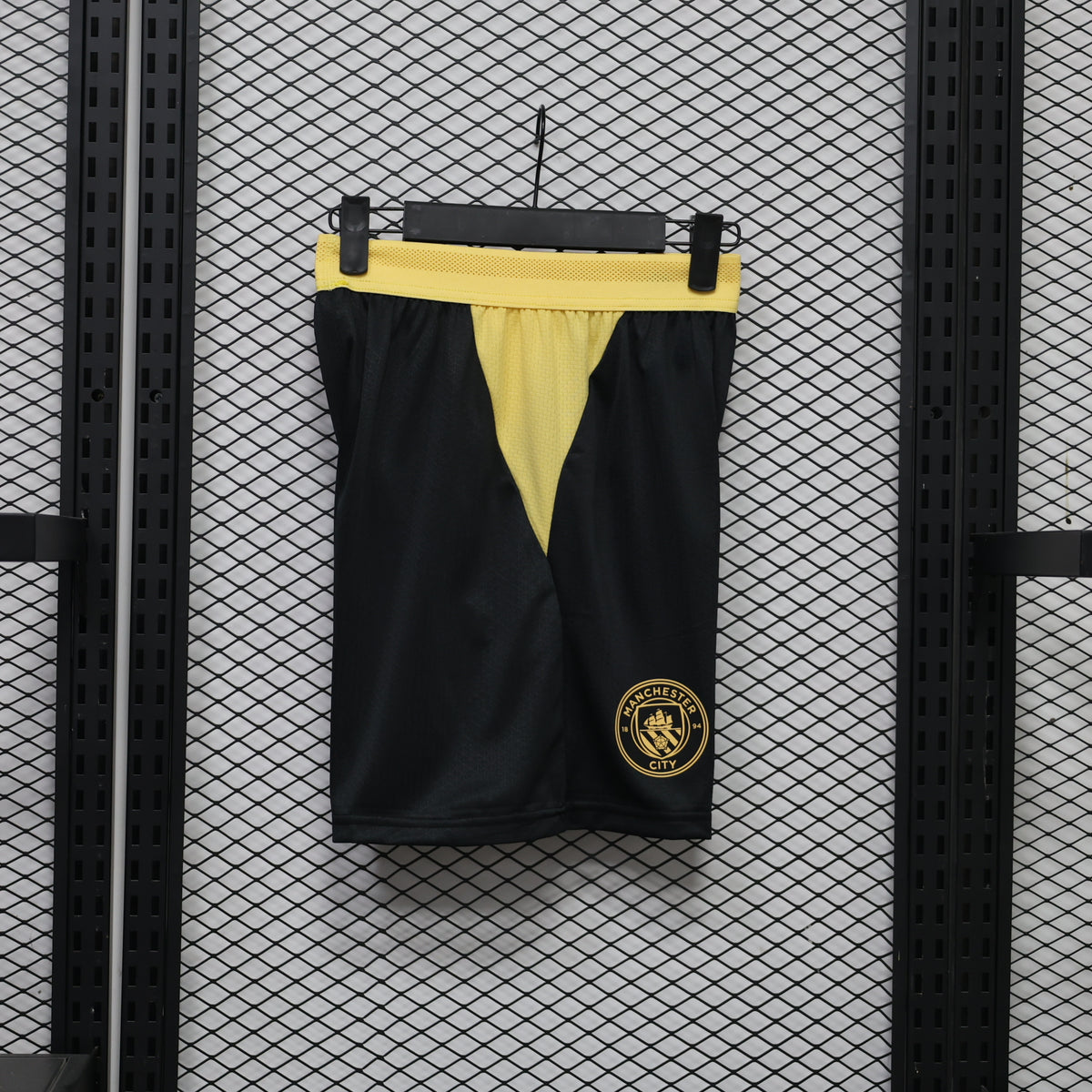 Manchester City 2026/27 Away Shorts – Player Edition