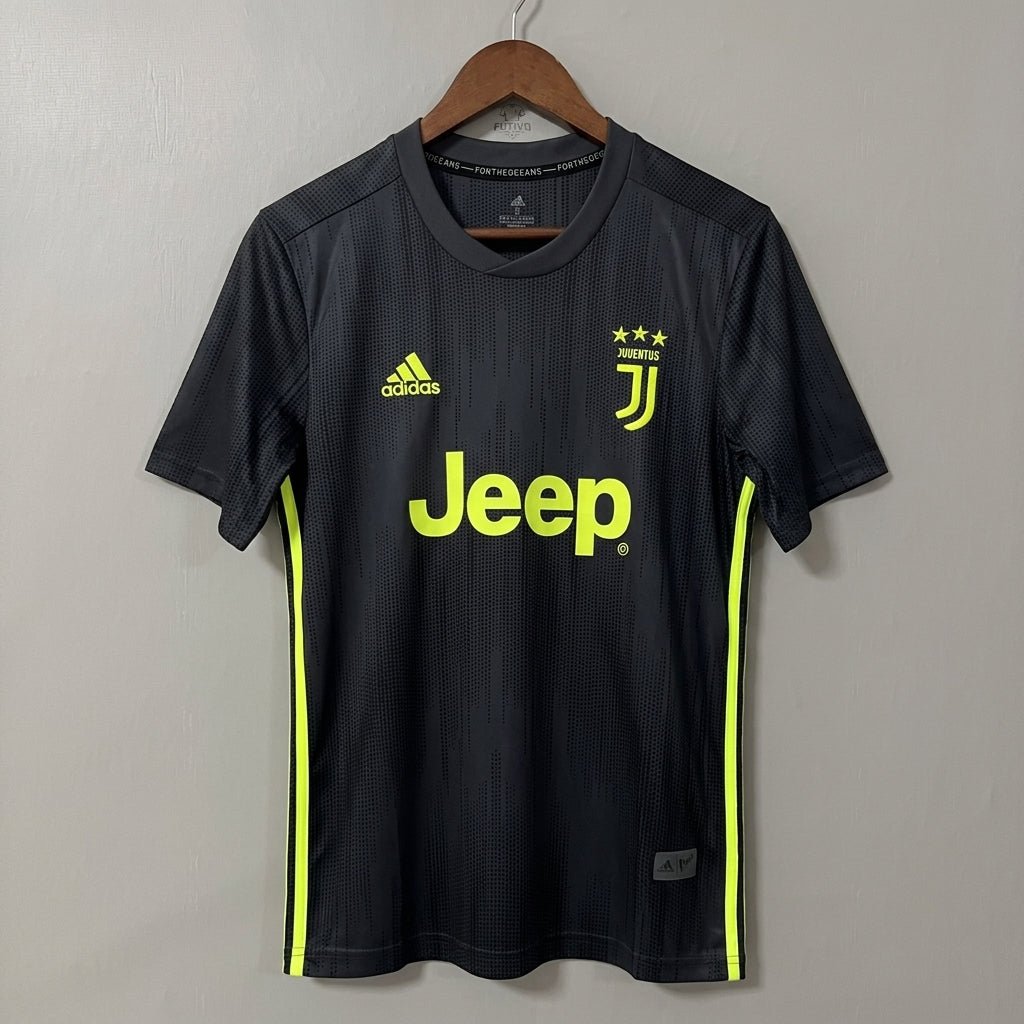 Juventus 2018/19 Away Retro Jersey