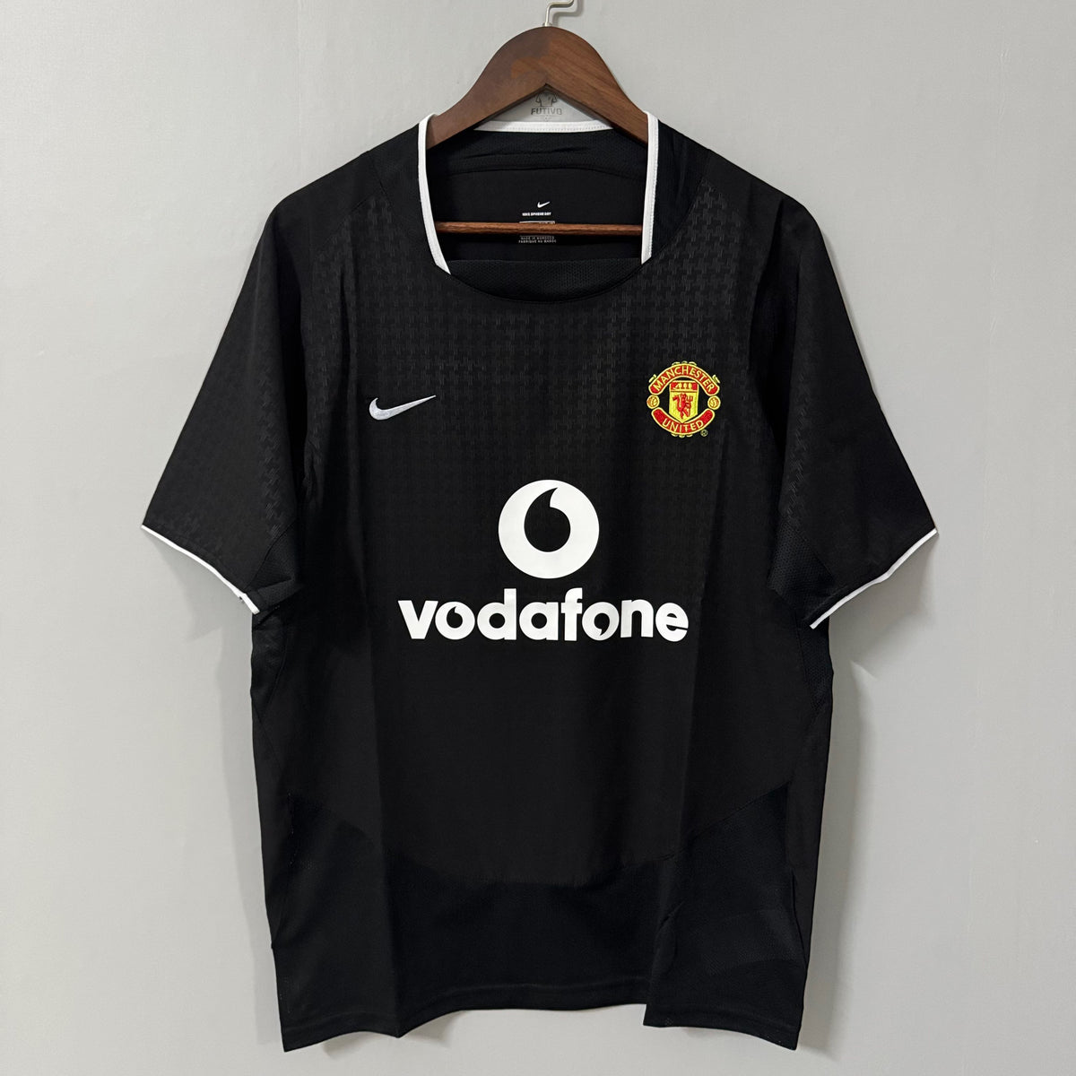 Manchester United 2003/04 Away Retro Jersey