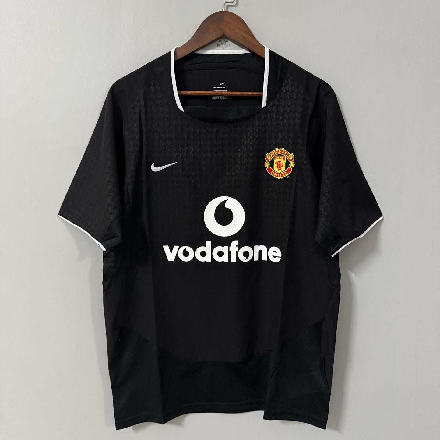 Manchester United 2003/04 Away Retro Jersey